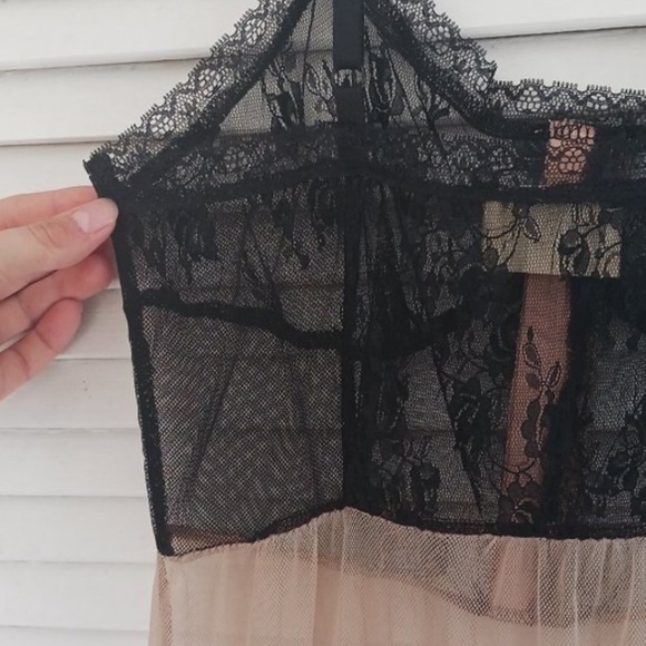 NWOT Pins & Needles Lace Slip Lingerie Urban Outfitters Free People - Picture 5 of 7